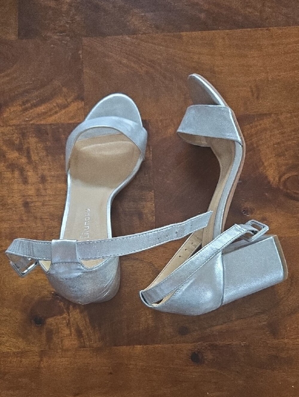 CL by Laundry Silver Metallic Block Heel Sandals Size 7.5